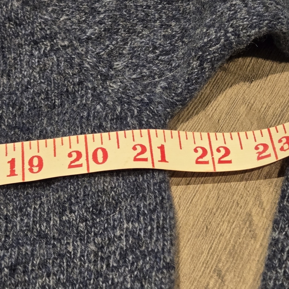 Vintage Vanderbilt Wool Crewneck Sweater for Men - Picture 5 of 7